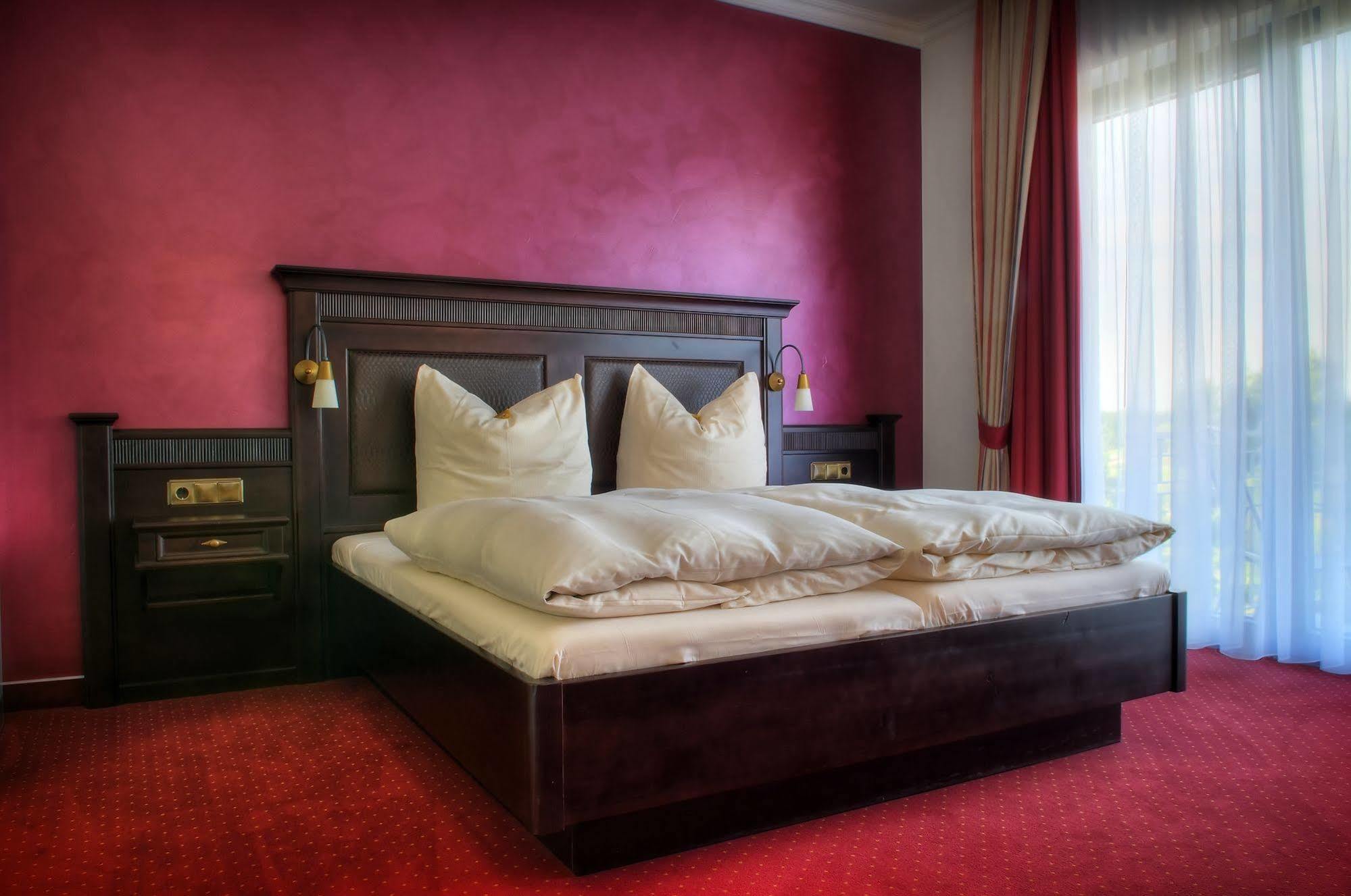 Hotel Till-Moyland Garni 외부 사진